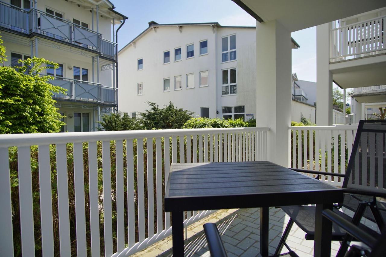 Terrasse, Gratis Nutzung Vom Ahoi Erlebnisbad Und Sauna In Sellin - Villa Karola Fewo 02 괴렌 외부 사진