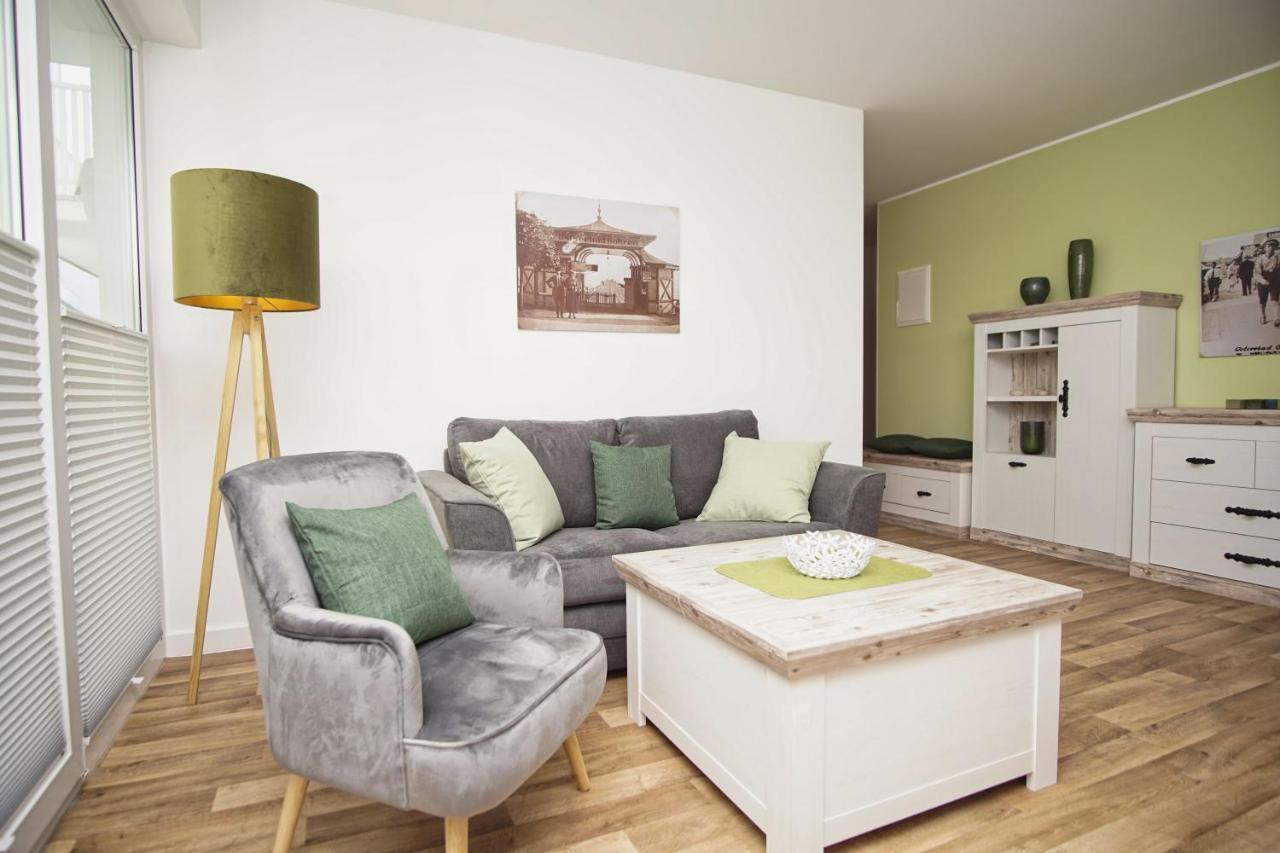 Terrasse, Gratis Nutzung Vom Ahoi Erlebnisbad Und Sauna In Sellin - Villa Karola Fewo 02 괴렌 외부 사진