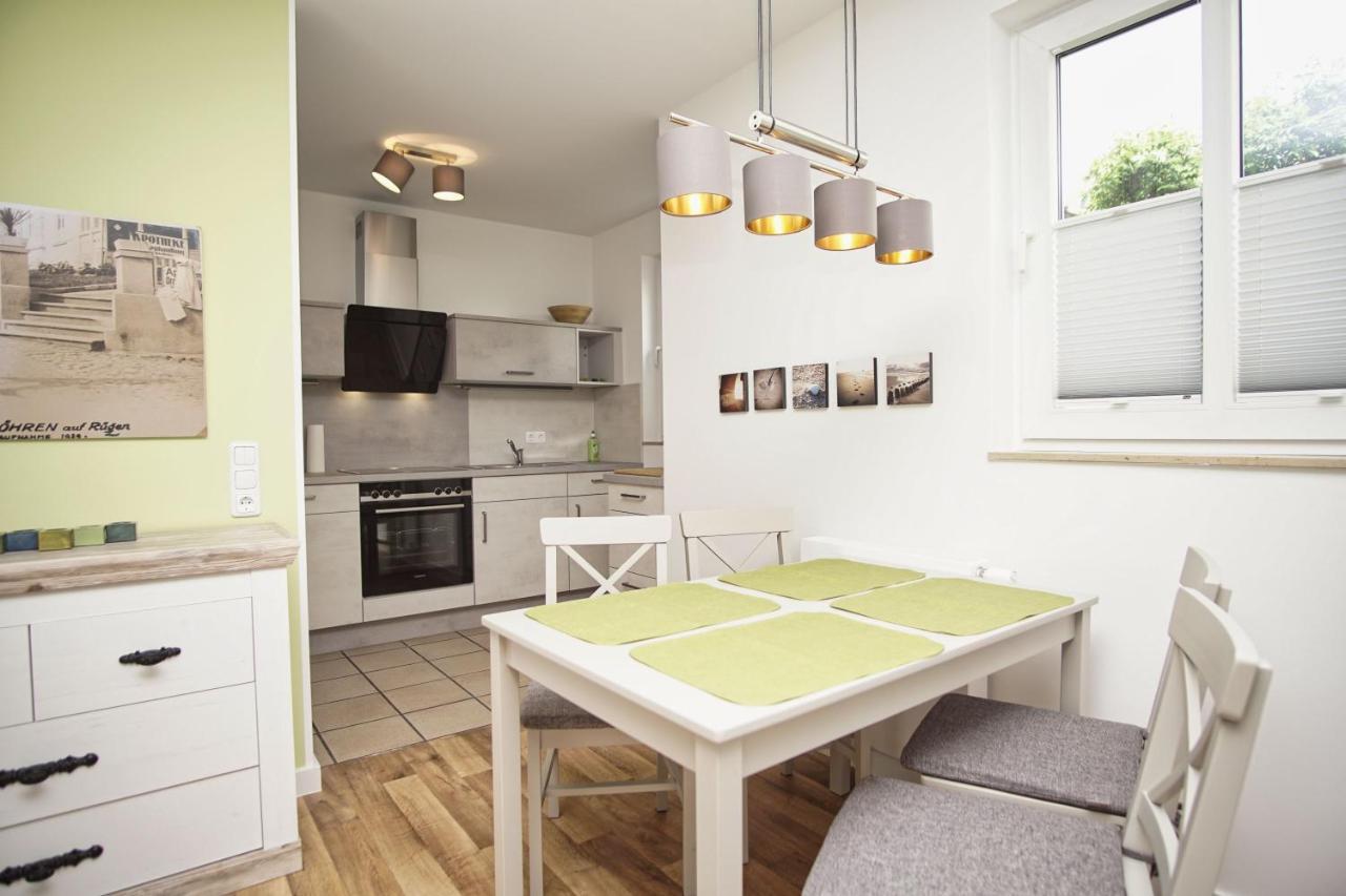 Terrasse, Gratis Nutzung Vom Ahoi Erlebnisbad Und Sauna In Sellin - Villa Karola Fewo 02 괴렌 외부 사진