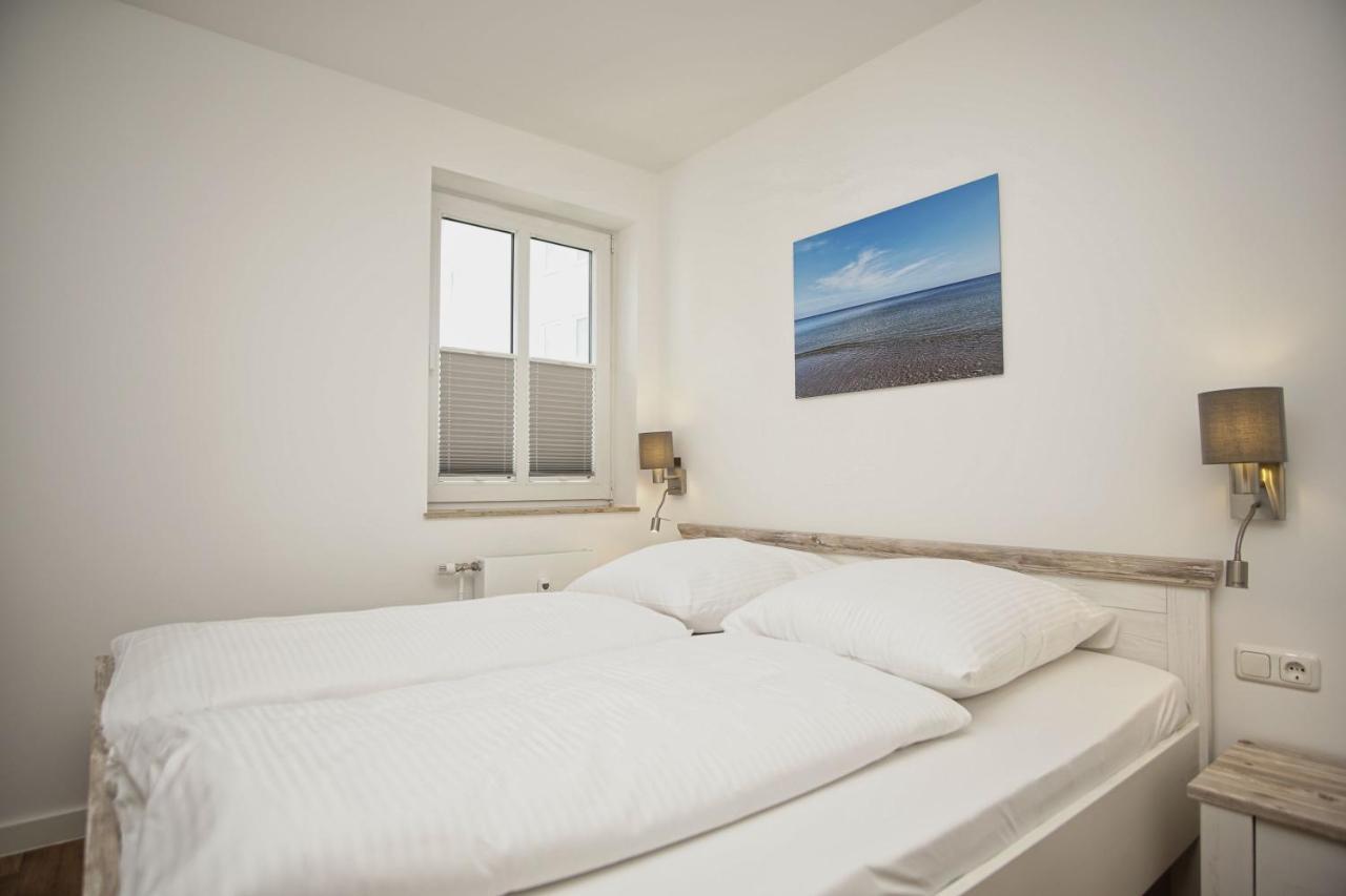 Terrasse, Gratis Nutzung Vom Ahoi Erlebnisbad Und Sauna In Sellin - Villa Karola Fewo 02 괴렌 외부 사진
